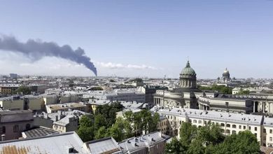 La sfida di Kiev a Putin: droni su San Pietroburgo nel giorno del forum economico