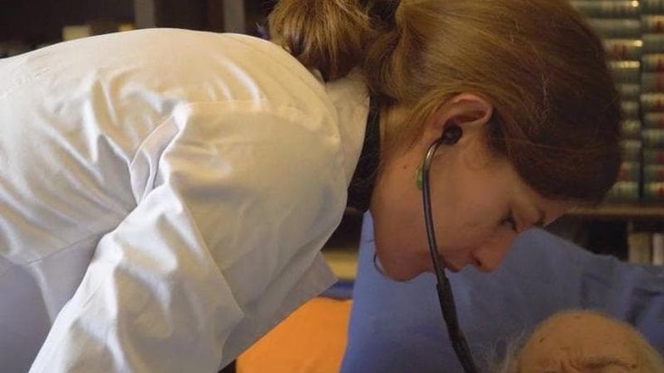 Cure domiciliari, Pallium lancia “Adotta un medico” per sostenere l'assistenza gratuita ai pazienti
