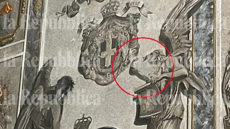 Il restauratore cancella il volto dell’angelo Meloni: “Me l’ha detto il Vaticano, sì era la premier”