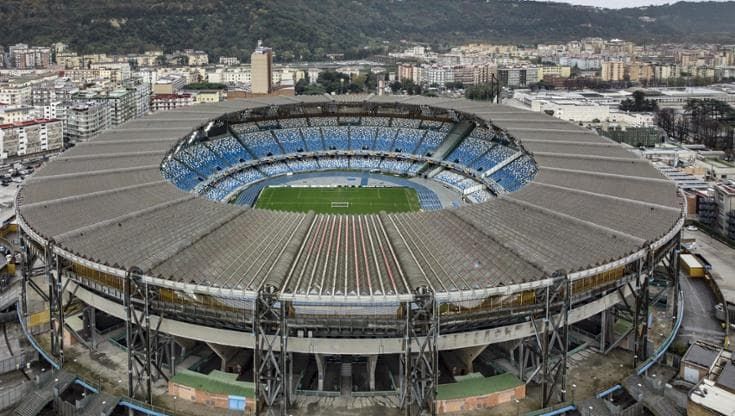 Striscioni al Maradona, la prefettura convoca un tavolo tecnico. Ma con il Como ci saranno