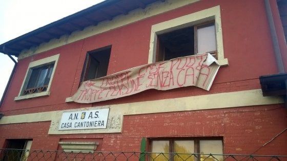 Occupata casa cantoniera tra Salsomaggiore e Fidenza