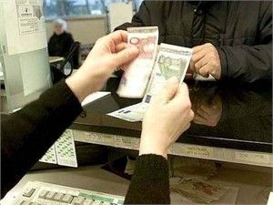 Scendono gli investimenti<br />Cala l'accesso al credito