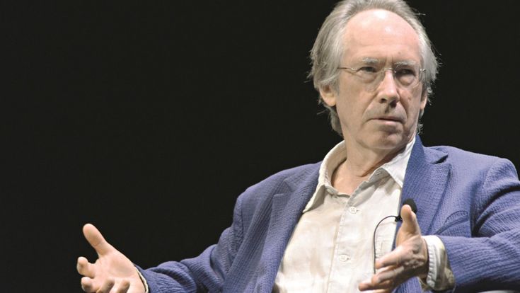 Ian McEwan: “Torniamo alla scienza”