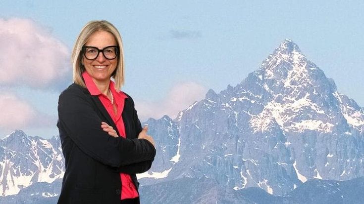 Elisa Tarasco sotto accusa. “Buoni benzina per avere voti”