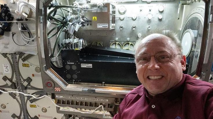 Dalla maionese ai farmaci, ora il Politecnico studia i materiali nello spazio