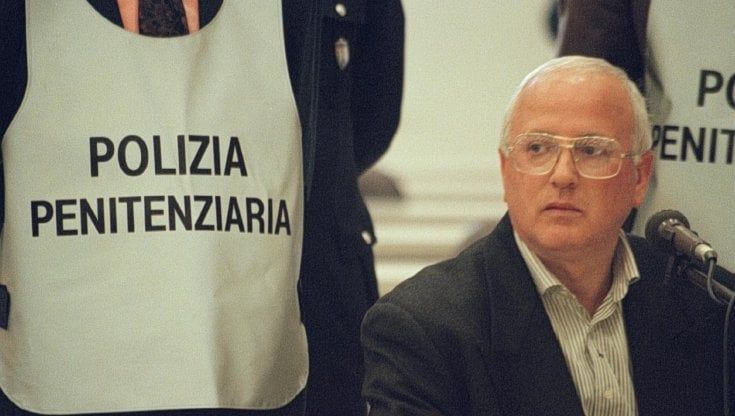 Morte di Cutolo, sindaco del Parmense: "Ci siamo liberati di un peso"