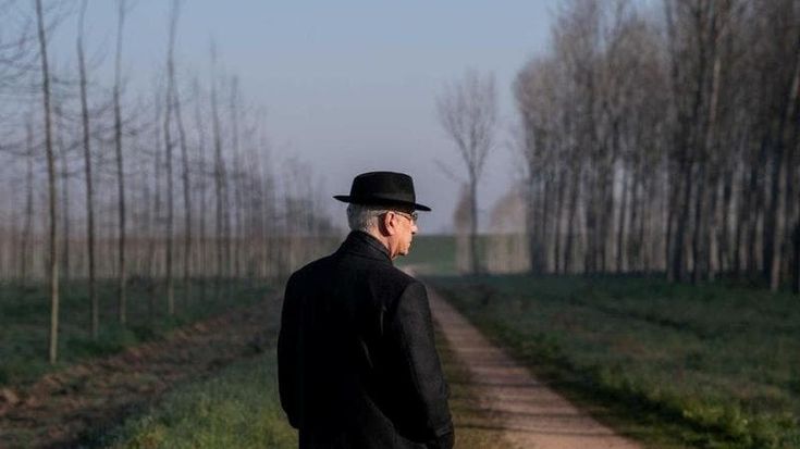Sorrentino ritrova Servillo: Venezia si apre con "La grazia", il grande cinema parla d'amore