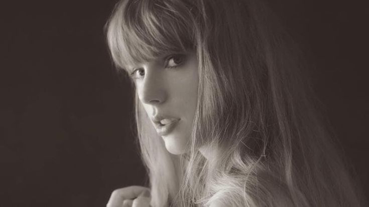 Taylor Swift, l’altra faccia della popstar. “The Tortured Poets Department” racconta amori infelici e malinconie. La recensione del nuovo disco