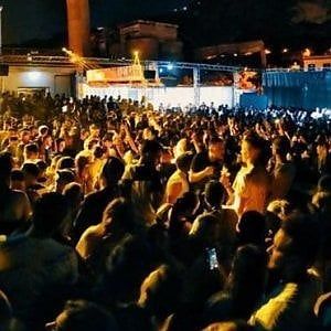 Movida a Napoli, l'ordinanza antirumori del Comune