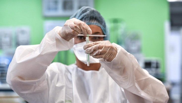 Bologna, quelle famiglie nel limbo coi figli negativi