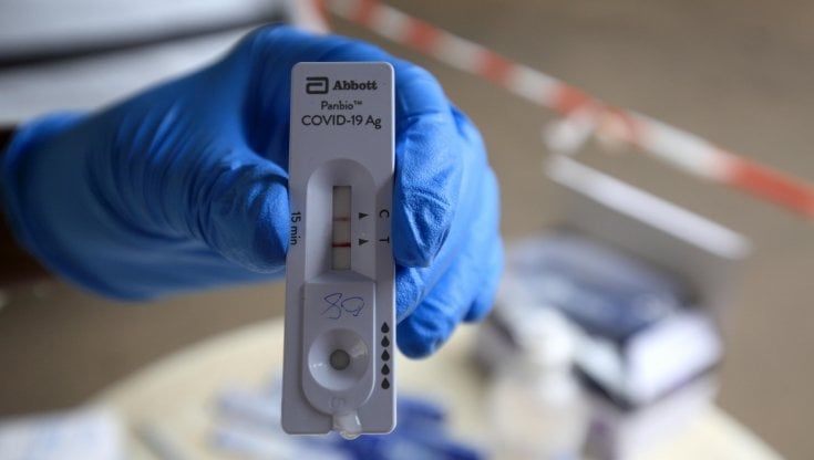 Covid, l'allarme: in Piemonte a fine agosto boom di contagi della variante Delta