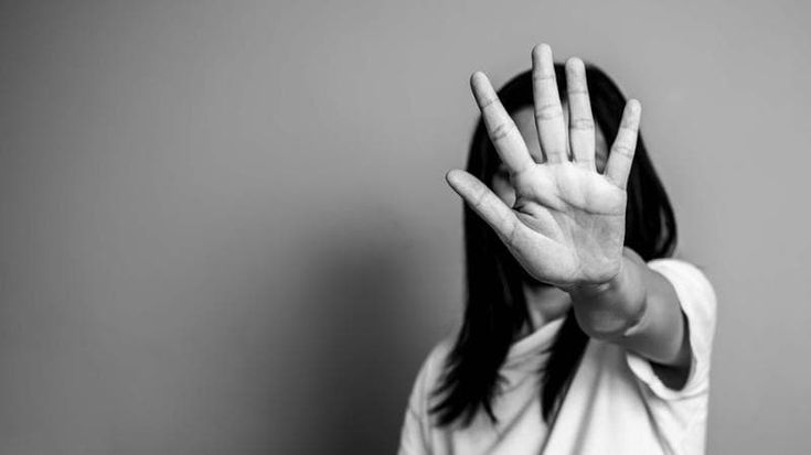 Violenza su studentesse, ribaltata l’assoluzione shock: professore di Catania condannato a 4 anni