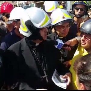 Ischia, la visita di Sepe agli sfollati: "Non bisogna minimizzare"