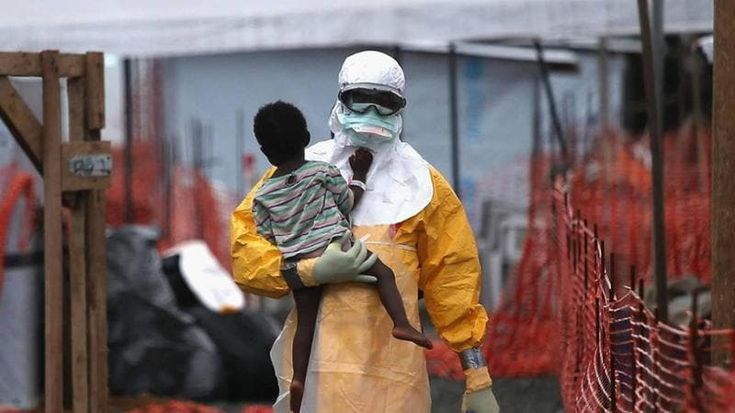 Congo, la doppia tragedia delle famiglie sfollate, strette tra l’Ebola e il conflitto armato