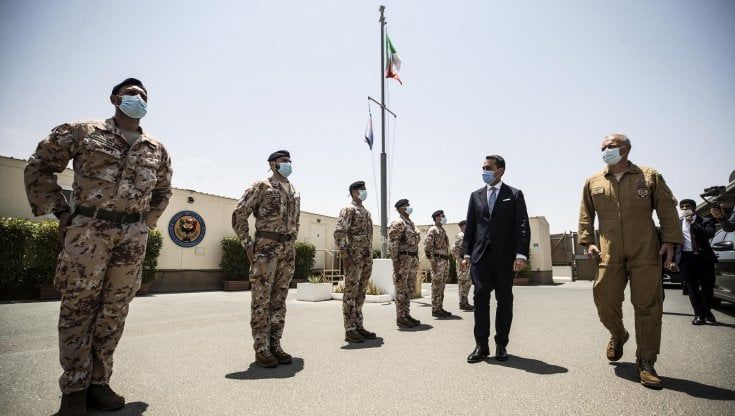 Dopo il preavviso, è arrivato lo sfratto: via gli italiani dalla base negli Emirati