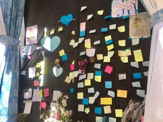 Coronavirus, chiesa chiusa per la festa patronale: a San Severo le preghiere sono sui post-it