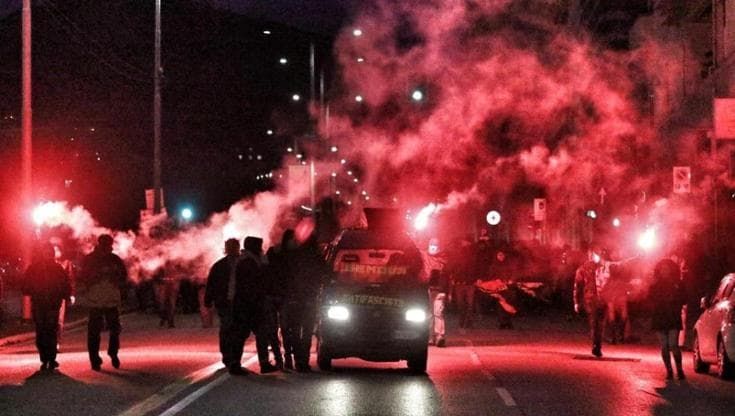 Mozione contro CasaPound, il centrodestra si spacca in Municipio. “Ha vinto l’antifascismo”