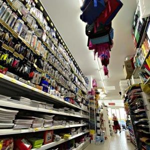 Confcommercio: consumi indietro di 25 anni. "Le spese obbligate mangiano il 44% delle uscite"