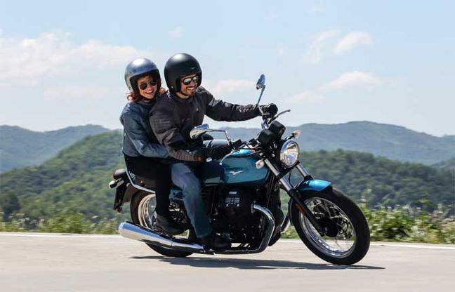 Al via il moto tour di Aprilia e Moto Guzzi