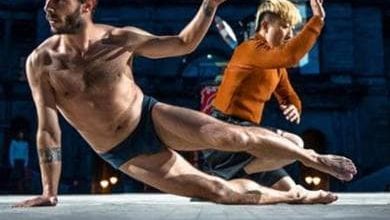 'Dance people', un serpentone che unisce pubblico e artisti. La recensione