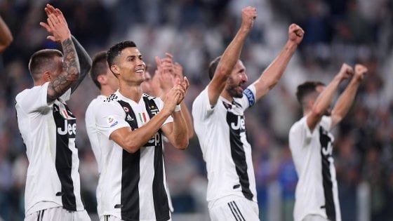 Juventus-Napoli 3-1: Ronaldo palo e assist. Mandzukic e Bonucci mandano i bianconeri in fuga