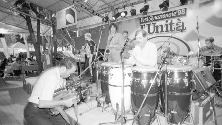Il Covid dimezza la festa dell'Unità di Bologna