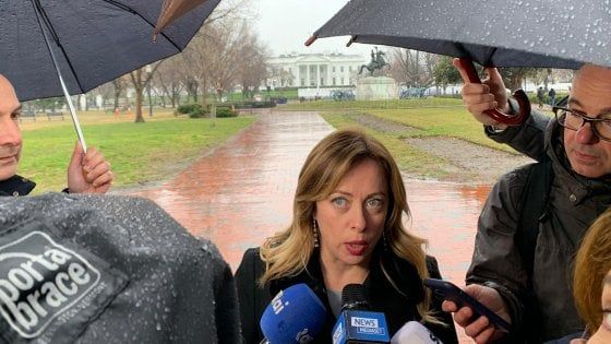 Meloni negli Usa critica Trump per l'appoggio a Conte: "Mal consigliato". E su Salvini e i russi: "Io ho solo rapporti ufficiali"