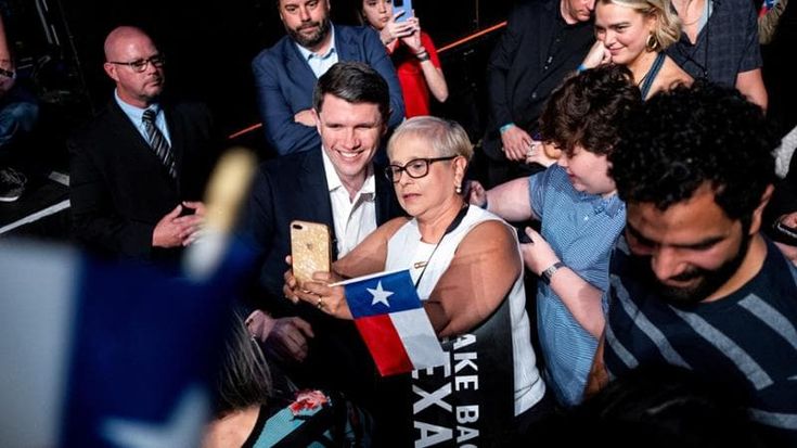 Texas, Talarico vince le primarie. L’ex seminarista fa sognare i dem
