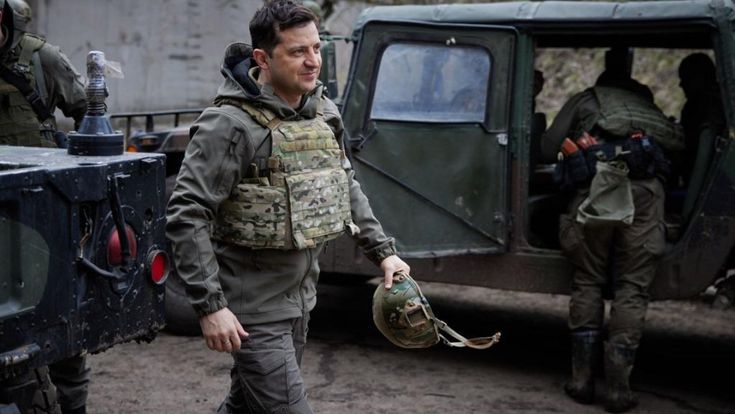 Zelensky: "Nel Donbas una guerra brutale, la Russia destabilizza l'Ucraina e l'intera Europa"