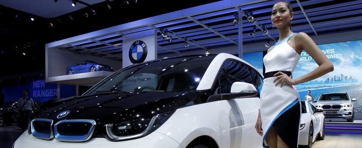 Bmw, svolta elettrica: pioggia di modelli entro 8 anni