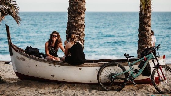 La bicicletta, regina dell’estate ligure  e della Riviera di Ponente