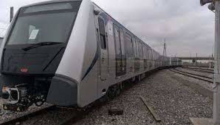 Linea 1, prove tecniche del secondo nuovo treno in servizio a metà febbraio: ieri tre ore di disagi