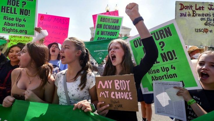 Perché il diritto all'aborto c'entra anche con il Pil