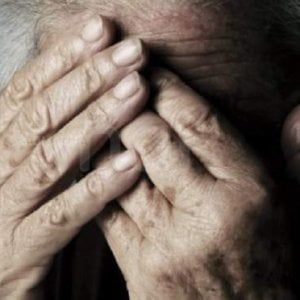 Potenza, maltrattamenti nella casa di riposo anziani: due arresti