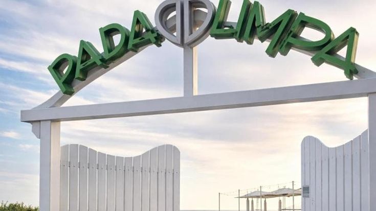 Pestaggio a Fiumicino, il titolare del Dadaumpa: “Buttafuori licenziato, noi bersagli di minacce”
