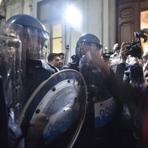 Torino è un Comune No Tav, approvato in Consiglio l'Ordine del giorno dei Cinque Stelle. Tutto il centrosinistra era stato espulso dall'aula