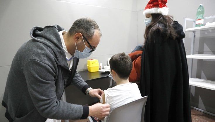 Covid-19: Sicilia ultima per le vaccinazioni ai bambini
