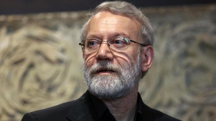 Raid sulla tenda dei capi, ucciso il leader iraniano Larijani: “Ora tocca al figlio di Khamenei”