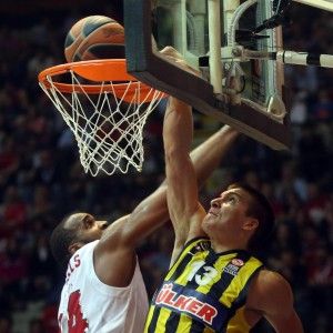 Basket, Eurolega: Milano s'inchina al Fenerbahce