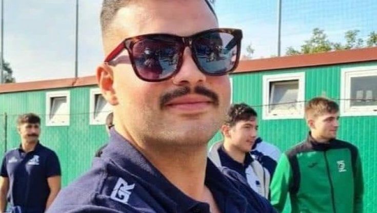 Si ribalta con l'auto: morto sul colpo il rugbista 22enne Yuri Damin