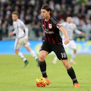 Milan, l'infermeria si affolla: Montolivo e Luiz Adriano saltano il Sassuolo