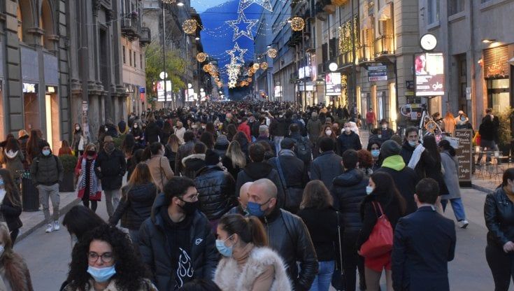 Shopping frenetico in centro Orlando: altri divieti in arrivo