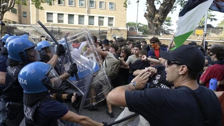 Il questore Antonio Sbordone: “Manifestare è un diritto e i ragazzi vanno ascoltati, la forza deve essere solo l’extrema ratio”
