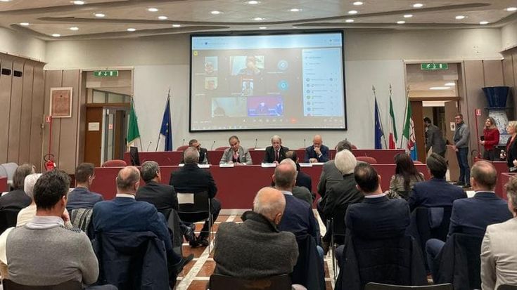 Bucci a Savona: “No al rigassificatore, il voto in consiglio regionale”