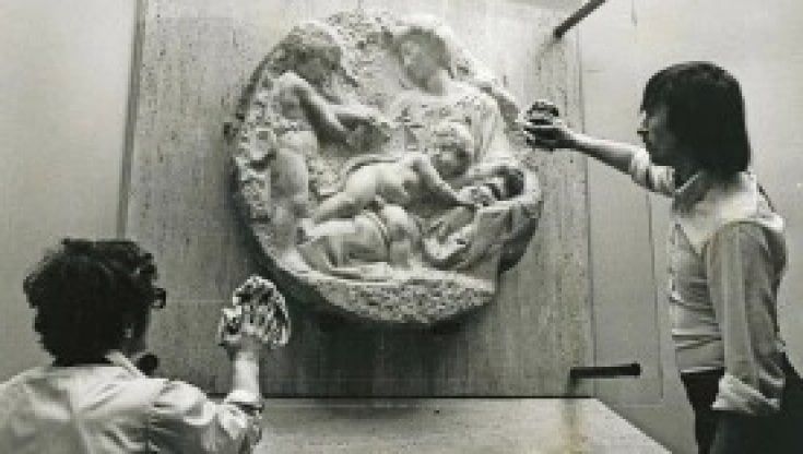 AAA Michelangelo vendesi per tappare i buchi del Covid