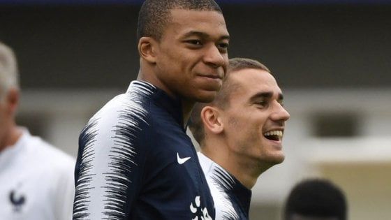 Chiamano il figlio 'Griezmann Mbappé', ma il Comune chiede l'intervento del Tribunale