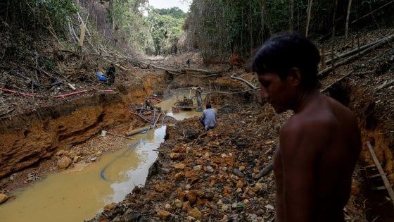 Coronavirus, morto giovane indio Yanomami. "Ora le popolazioni indigene sono seriamente a rischio"