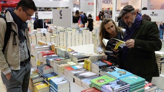 Milano domina la community dei lettori social, il fondatore: "Me ne stavo da solo in libreria, ora un maxi raduno"