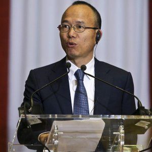 Cina, ricompare il miliardario che ha comprato il Club Med