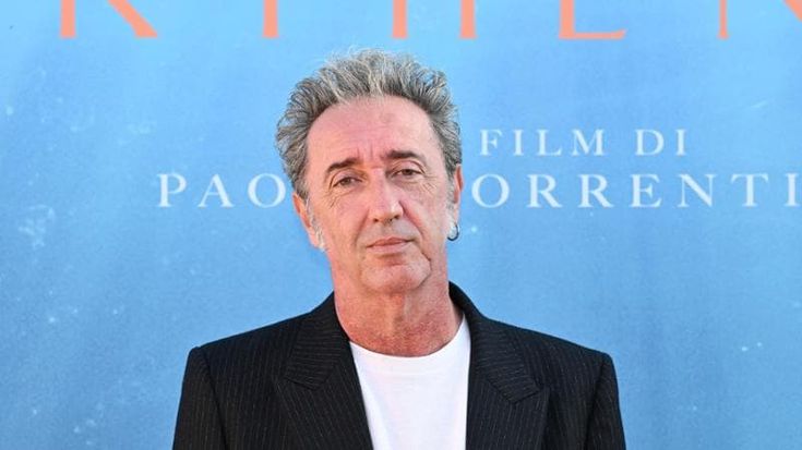 “Parthenope”di Sorrentino: tutti al cinema. Raiz: “Mi hai intossicato una serata, è un film fondamentale”. Oliver Stone: “Straordinario”